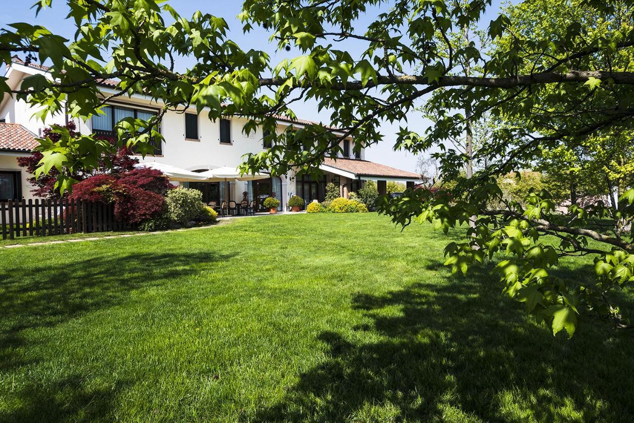 Agriturismo Il Cascinale เตรวิโซ ภายนอก รูปภาพ
