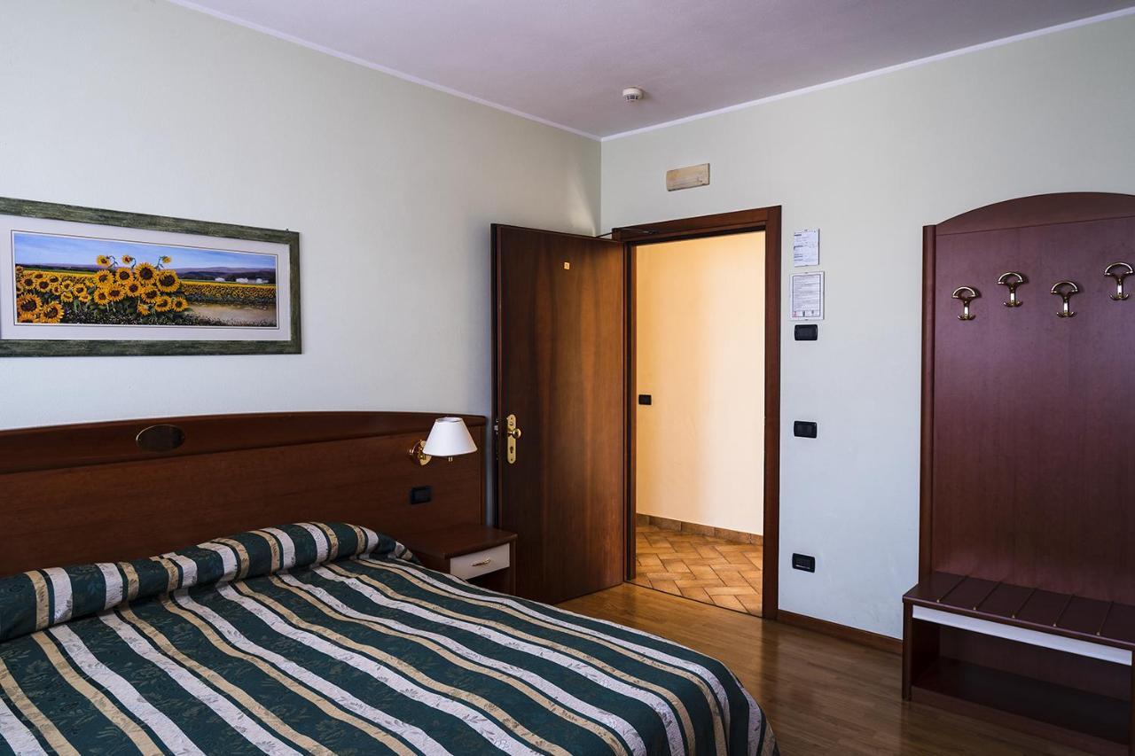 Agriturismo Il Cascinale เตรวิโซ ภายนอก รูปภาพ