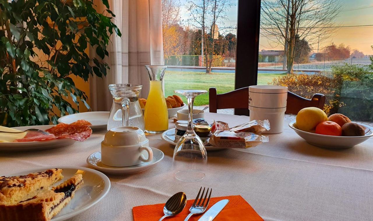 Agriturismo Il Cascinale เตรวิโซ ภายนอก รูปภาพ